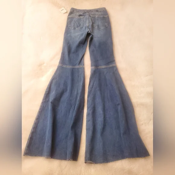 New Free People Float On Flare Wide Flare High Rise Jeans Size 26 - Picture 11 of 14